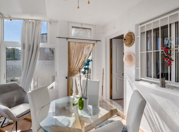 Återförsäljning - Villa - Orihuela - Los Altos