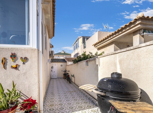 Återförsäljning - Villa - Orihuela - Los Altos