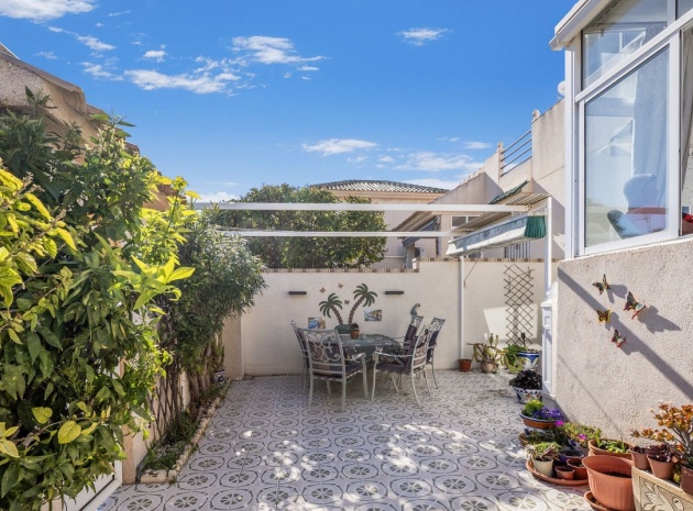 Återförsäljning - Villa - Orihuela - Los Altos