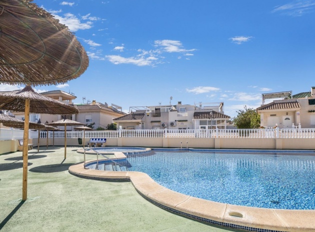 Återförsäljning - Villa - Orihuela - Los Altos