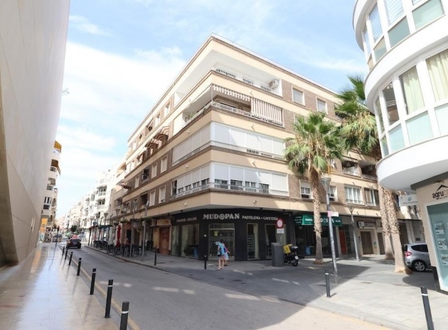 Wiederverkauf - Wohnung - Torrevieja - Torrevieja Centro