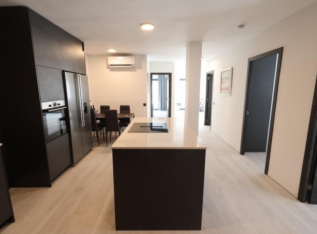Wiederverkauf - Wohnung - Torrevieja - Torrevieja Centro