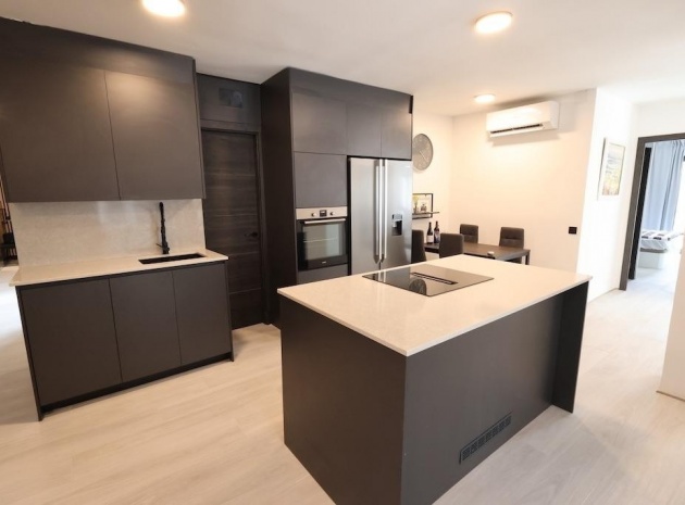 Wiederverkauf - Wohnung - Torrevieja - Torrevieja Centro