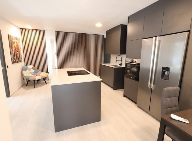 Wiederverkauf - Wohnung - Torrevieja - Torrevieja Centro