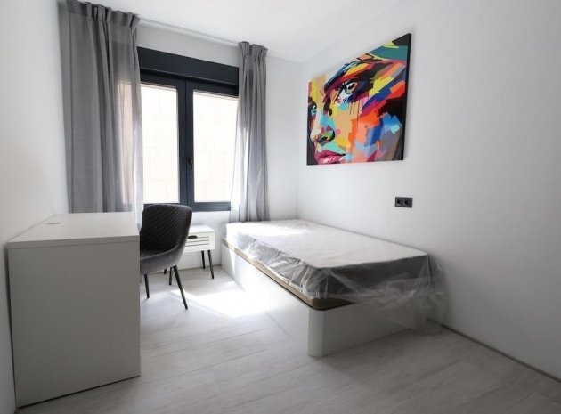 Wiederverkauf - Wohnung - Torrevieja - Torrevieja Centro