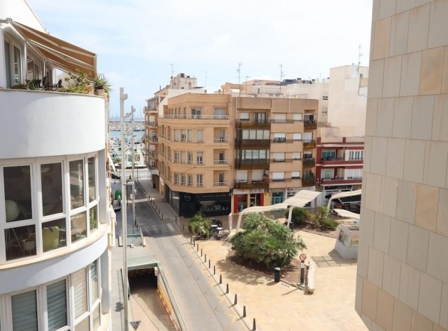 Wiederverkauf - Wohnung - Torrevieja - Torrevieja Centro