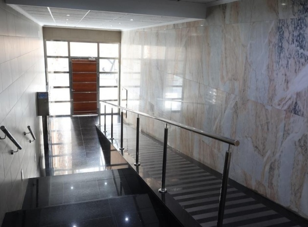 Wiederverkauf - Wohnung - Torrevieja - Torrevieja Centro