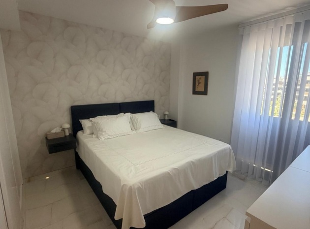 Wiederverkauf - Wohnung - Torrevieja - Torrevieja Centro
