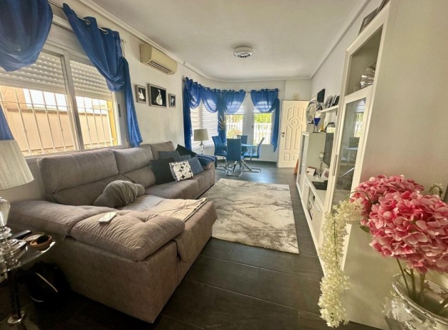 Resale - Villa - Algorfa - Algorfa Centro