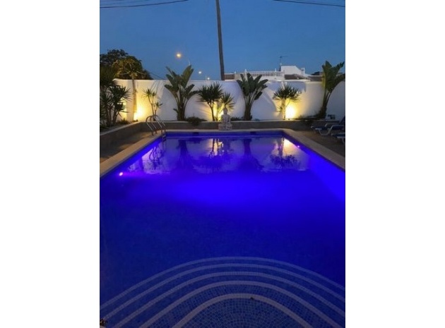 Wiederverkauf - Villa - Torrevieja - Torrevieja Centro