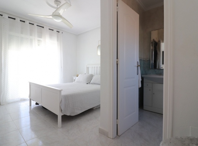 Återförsäljning - Villa - Rojales - Benimar