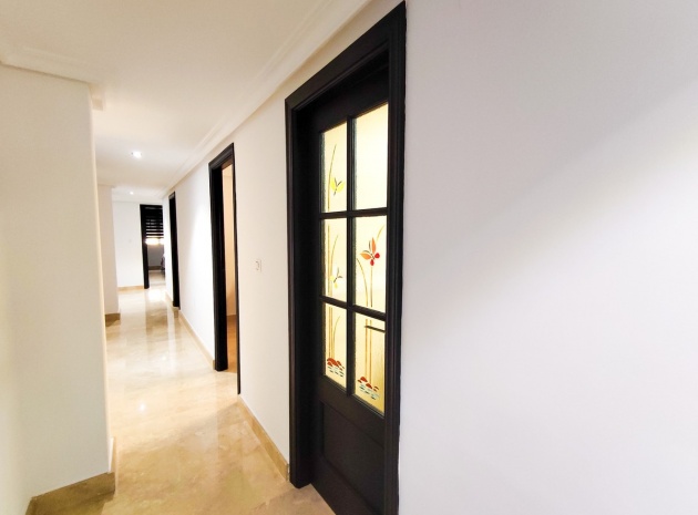 Wiederverkauf - Wohnung - Torrevieja - Torrevieja Centro