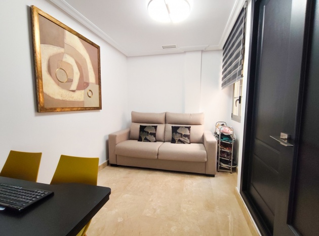 Wiederverkauf - Wohnung - Torrevieja - Torrevieja Centro
