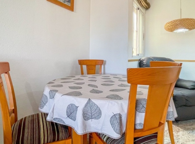Wiederverkauf - Wohnung - Torrevieja - Torrevieja Centro