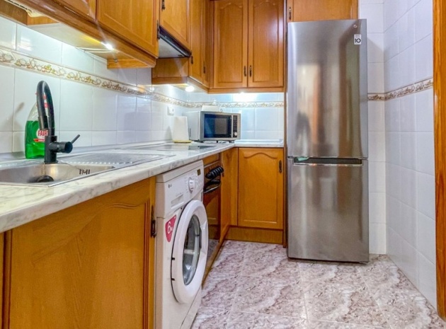 Wiederverkauf - Wohnung - Torrevieja - Torrevieja Centro