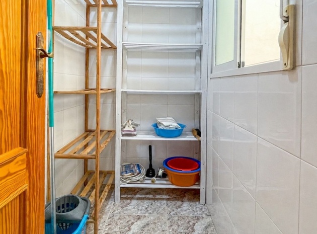 Wiederverkauf - Wohnung - Torrevieja - Torrevieja Centro