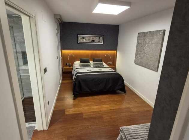 Wiederverkauf - Wohnung - Torrevieja - Torrevieja Centro