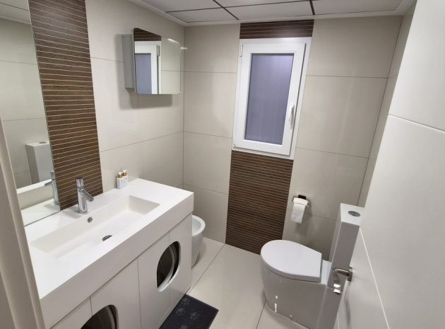 Wiederverkauf - Wohnung - Torrevieja - Torrevieja Centro