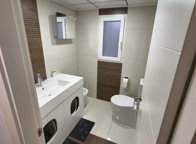 Wiederverkauf - Wohnung - Torrevieja - Torrevieja Centro