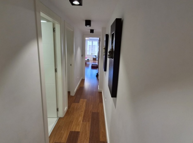 Wiederverkauf - Wohnung - Torrevieja - Torrevieja Centro