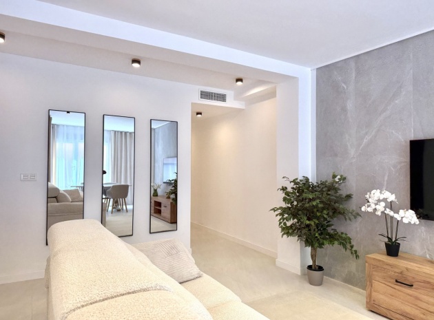 Wiederverkauf - Wohnung - Torrevieja - Torrevieja Centro