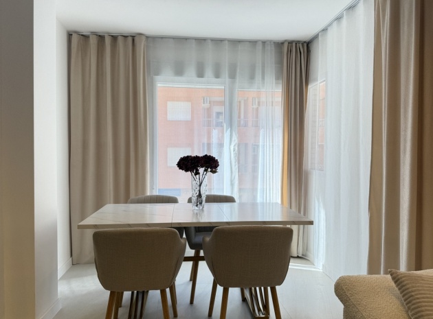 Wiederverkauf - Wohnung - Torrevieja - Torrevieja Centro