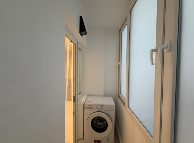 Wiederverkauf - Wohnung - Torrevieja - Torrevieja Centro
