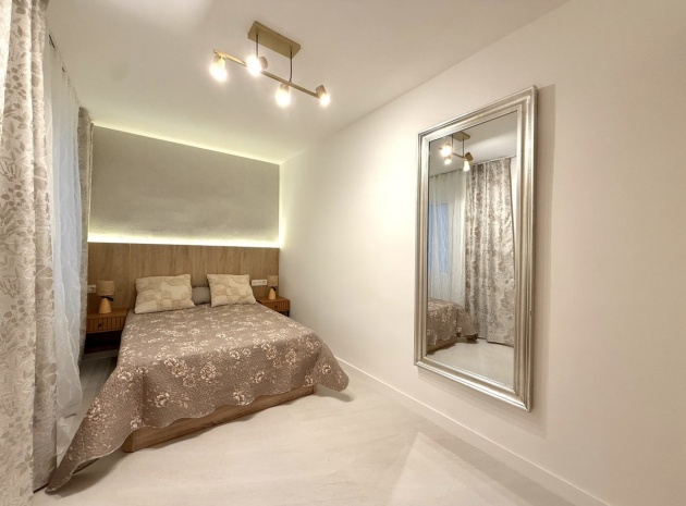 Wiederverkauf - Wohnung - Torrevieja - Torrevieja Centro