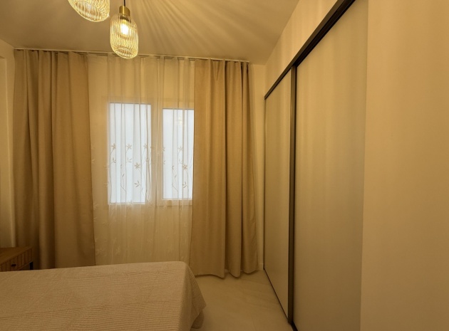Wiederverkauf - Wohnung - Torrevieja - Torrevieja Centro