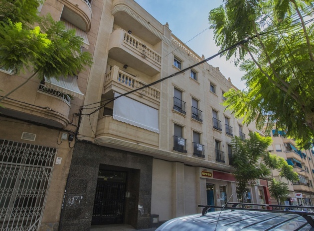 Wiederverkauf - Wohnung - Torrevieja - Torrevieja Centro