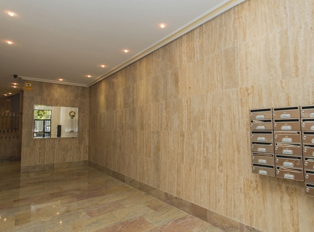 Wiederverkauf - Wohnung - Torrevieja - Torrevieja Centro