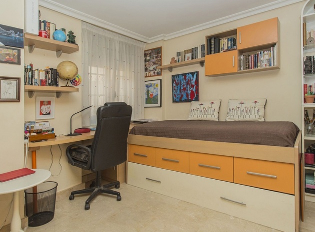 Wiederverkauf - Wohnung - Torrevieja - Torrevieja Centro