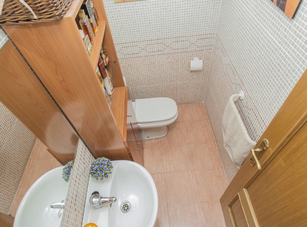 Wiederverkauf - Wohnung - Torrevieja - Torrevieja Centro