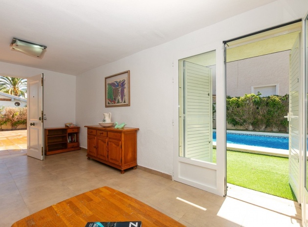 Wiederverkauf - Villa - Orihuela - Orihuela Costa