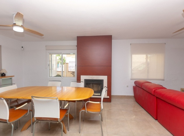 Wiederverkauf - Villa - Orihuela - Orihuela Costa