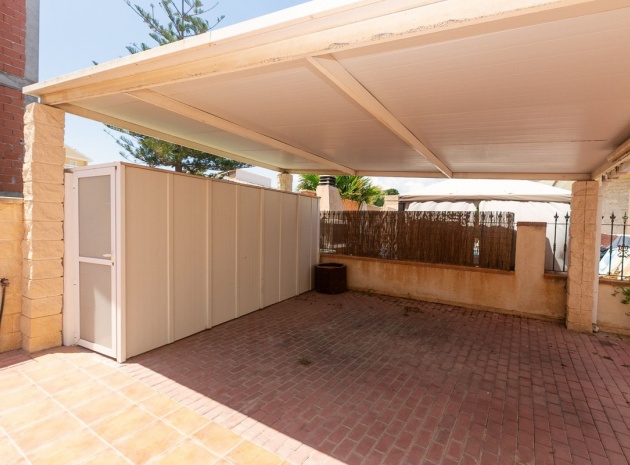Wiederverkauf - Villa - Orihuela - Orihuela Costa