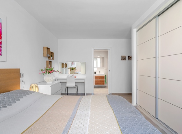 Återförsäljning - Villa - La Marina