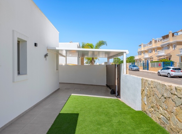 Återförsäljning - Villa - La Marina