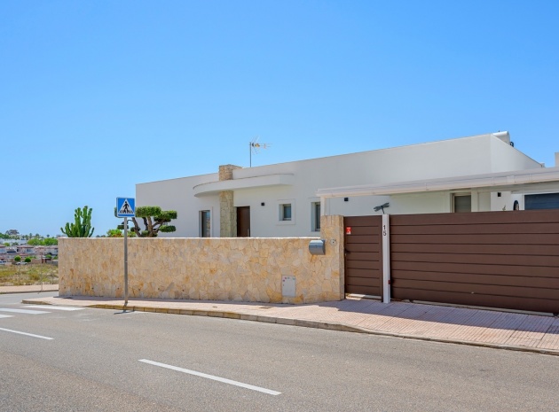 Återförsäljning - Villa - La Marina