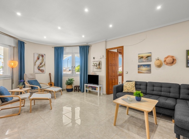 Resale - Villa - Ciudad Quesada