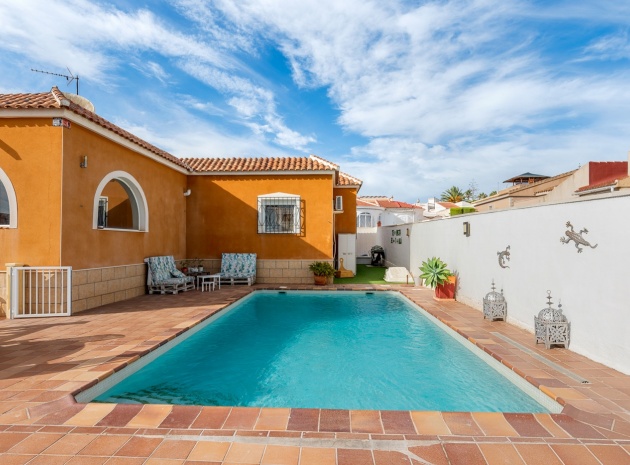 Återförsäljning - Villa - Ciudad Quesada