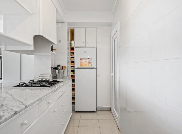 Resale - Apartment - Santa Pola