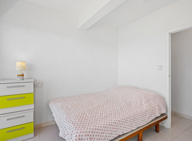 Resale - Apartment - Santa Pola