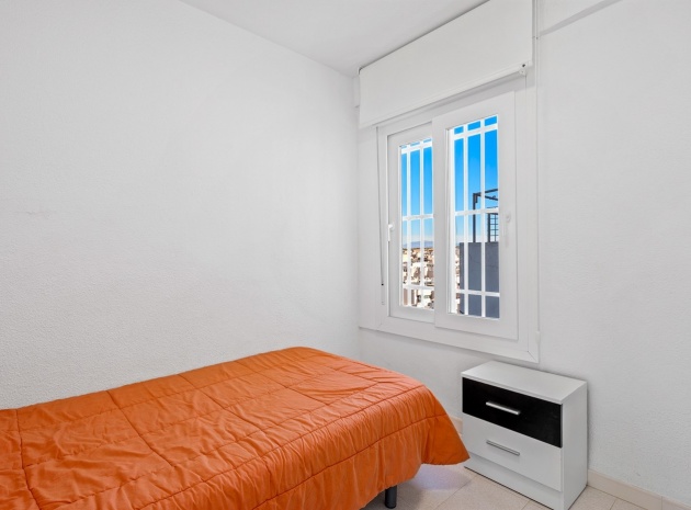Resale - Apartment - Santa Pola