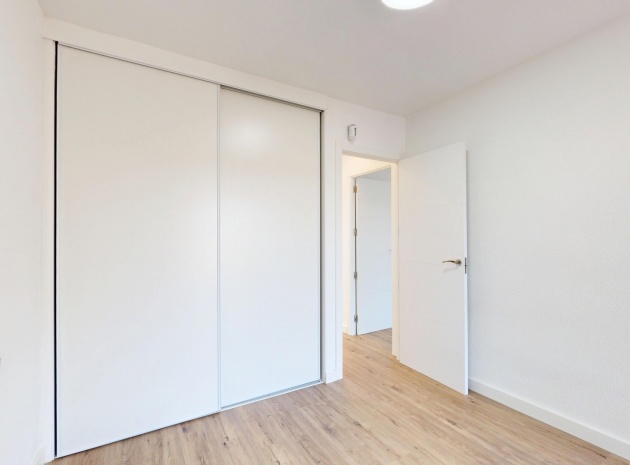Wiederverkauf - Wohnung - Villamartin