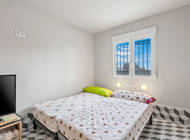 Återförsäljning - Country Property - Elche