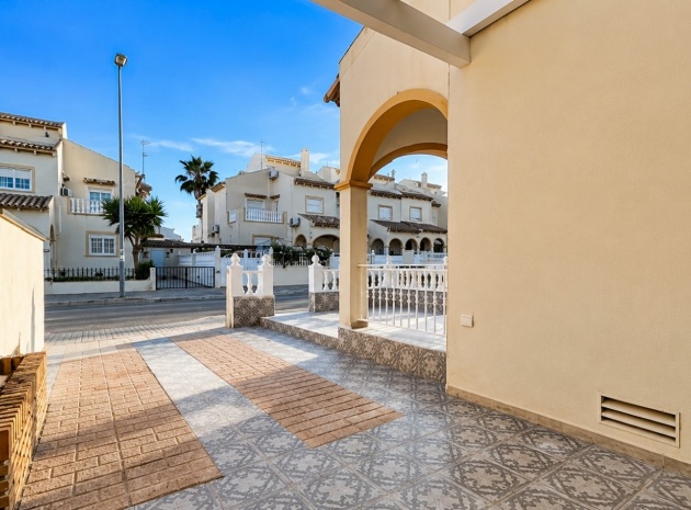 Resale - Townhouse - Playa Flamenca - perla del mar