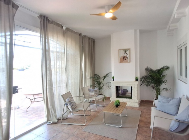 Resale - Bungalow - Playa Flamenca - las chismosas