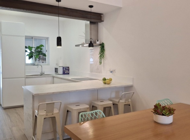 Resale - Bungalow - Playa Flamenca - las chismosas