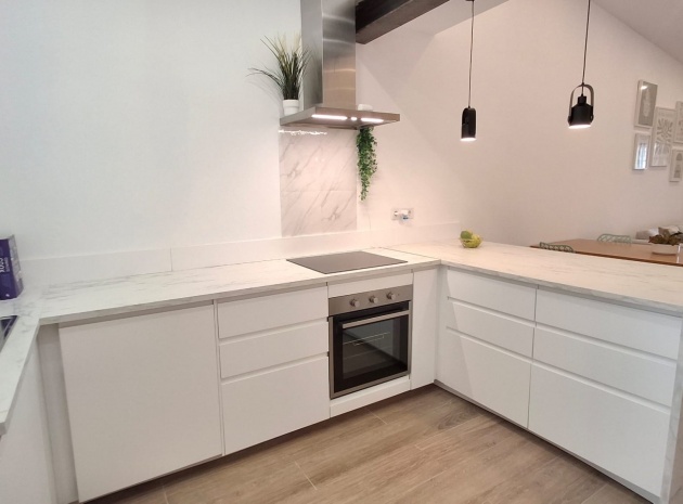Resale - Bungalow - Playa Flamenca - las chismosas